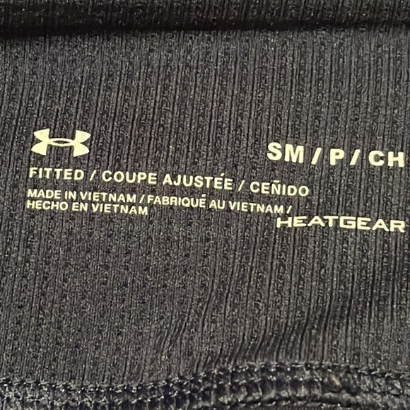 Under Armour HeatGear Fitted Pocket on Side Size S - Picture 5 of 8